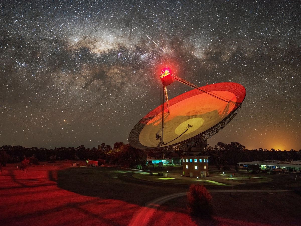 Foto: El radiotelescopio Parkes, en Australia.