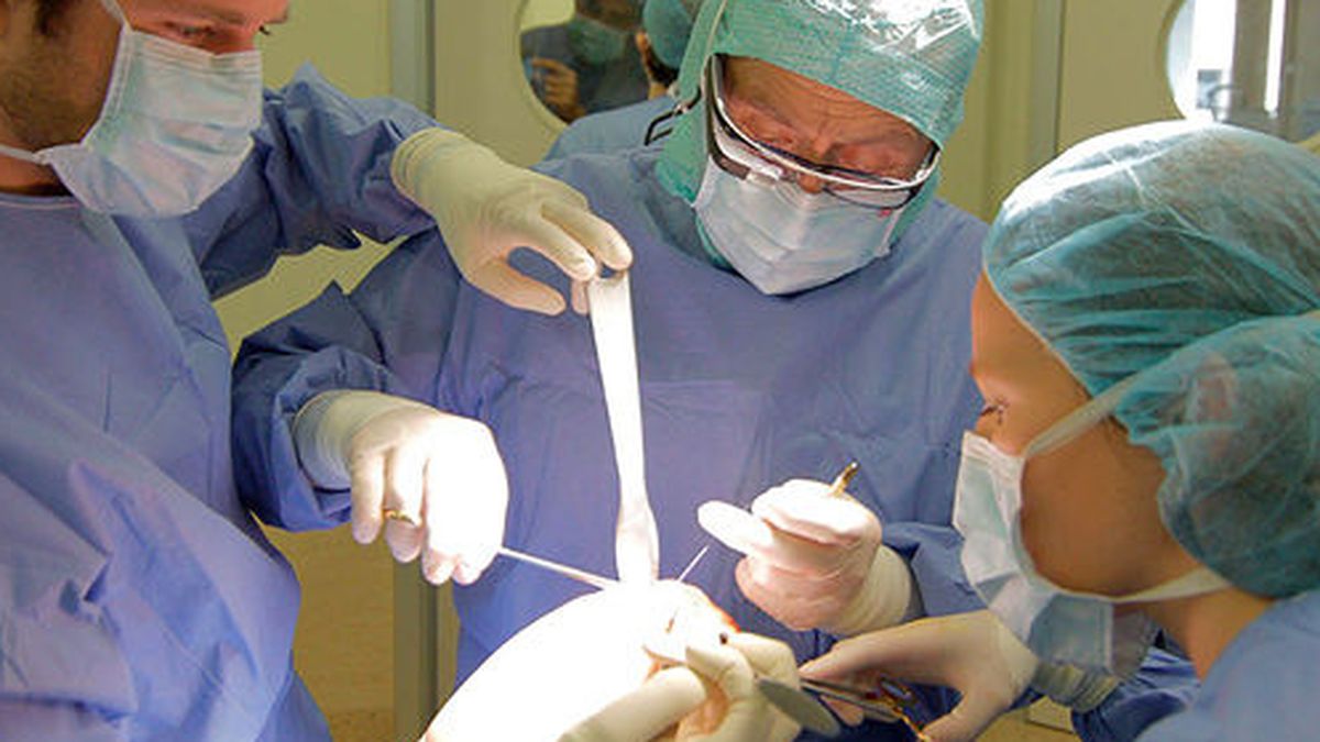 En la piel de un cirujano: entra en el quirófano y participa con Google Glass