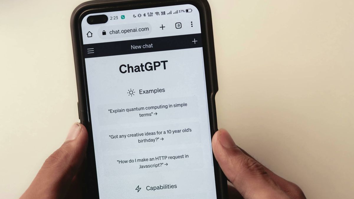 Por qué deberías utilizar ChatGPT como traductor en los viajes en vez de Google Translate