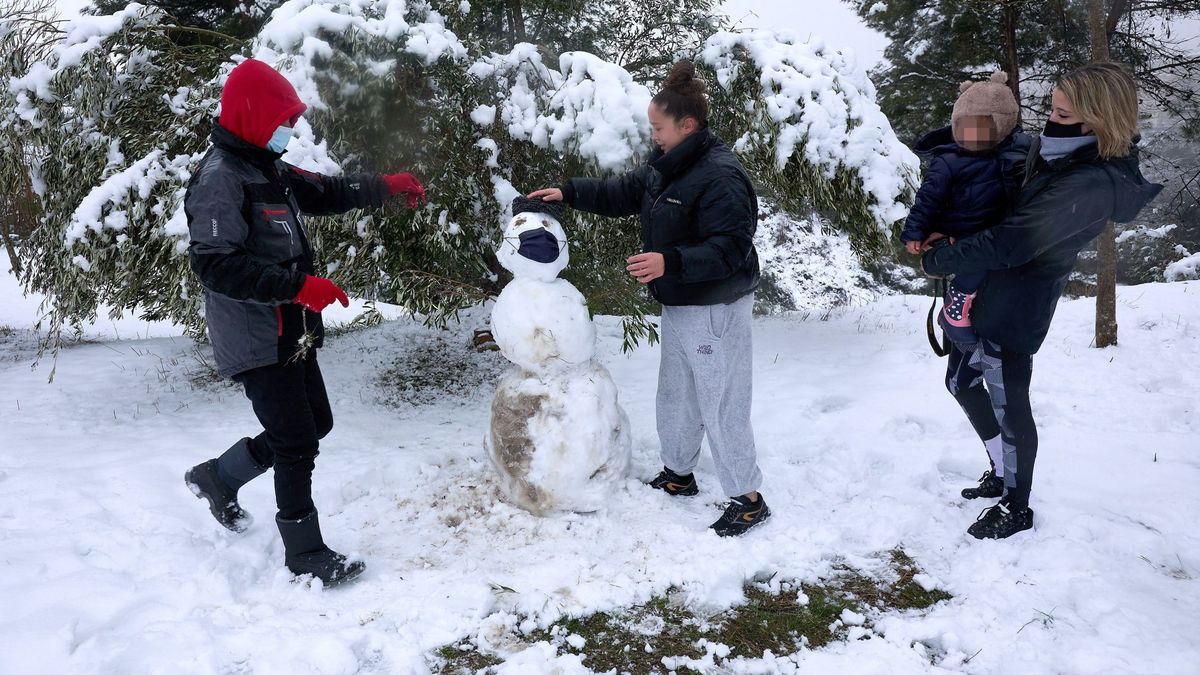 La Comunidad de Madrid y Castilla La-Mancha suspenden las clases por las nevadas