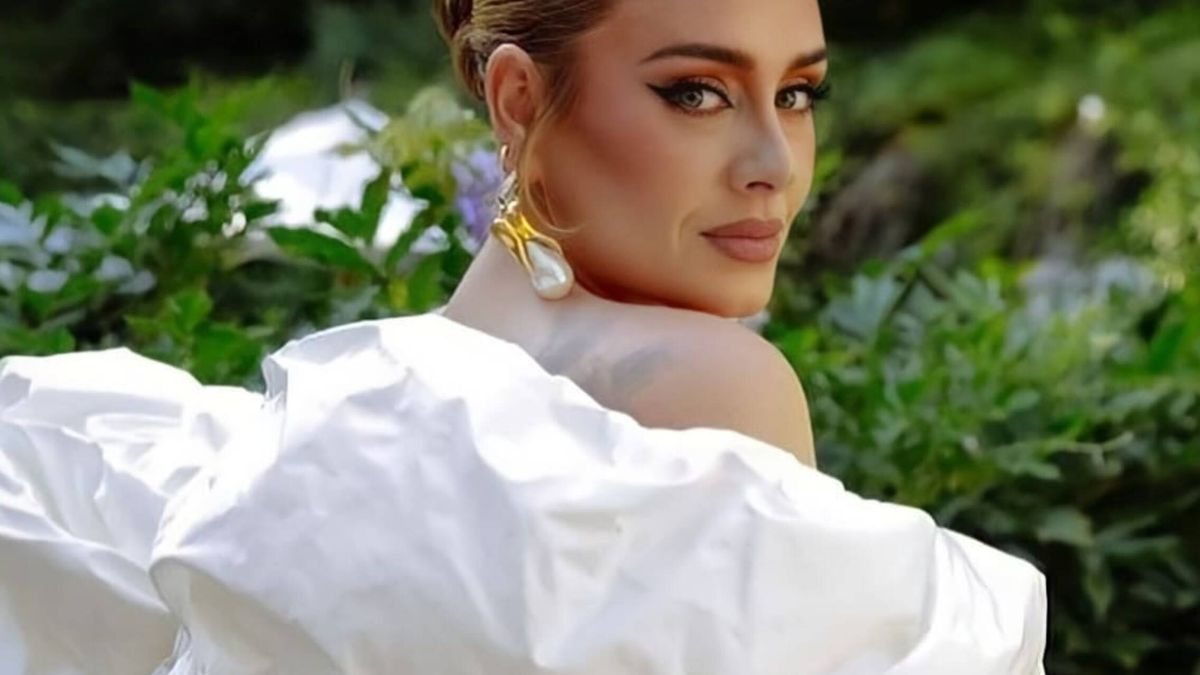 El look 10 de Adele con el que presumir de novio (y sex appeal) en una boda