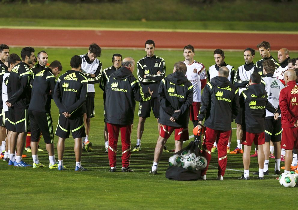 Foto: La selección española durante el entrenamiento en Las Rozas (Efe).