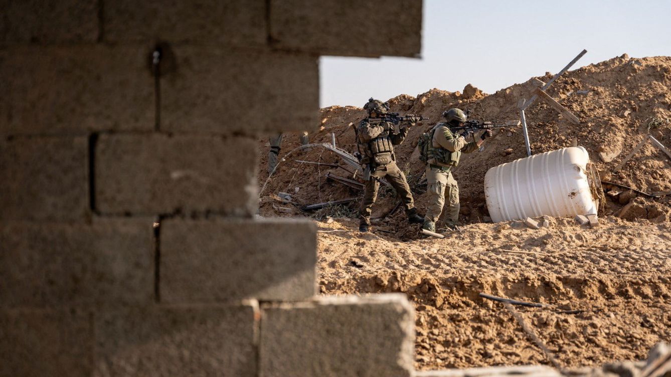 Foto: Soldados israelíes operan en la Franja de Gaza. (Reuters)