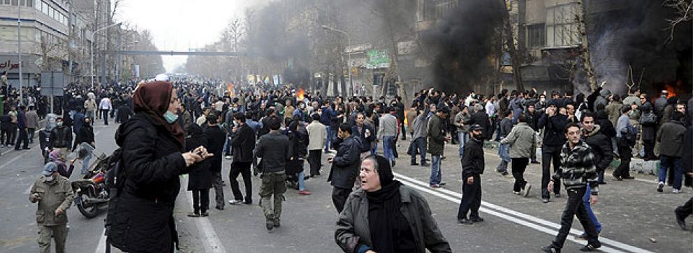 Foto: Una facción del Ejército iraní pone contra las cuerdas al régimen de Ahmadineyad