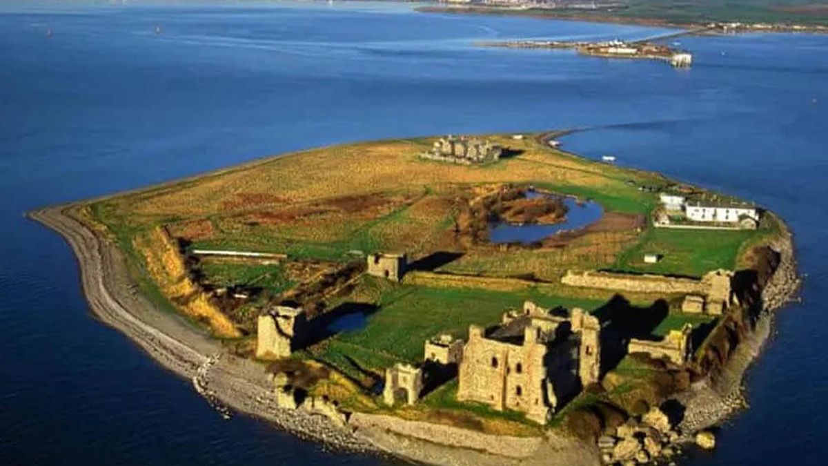 Se busca 'rey' para gobernar una remota isla británica con castillo