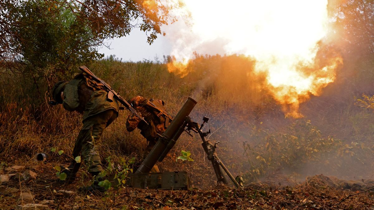 ¿Un segundo Bajmut? La "operación envolvente" de Rusia en la batalla más larga de Ucrania