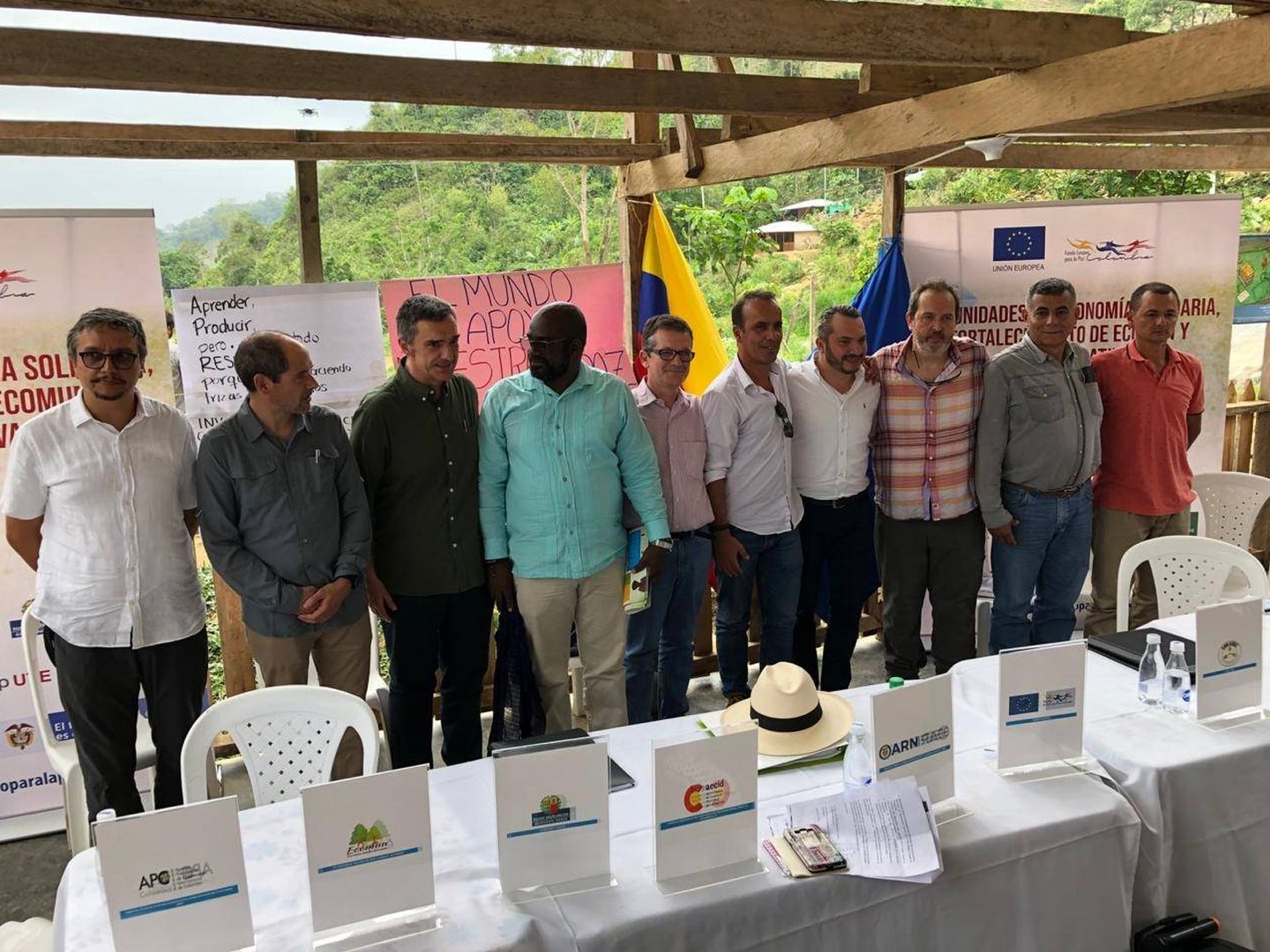 Representantes de las entidades participantes en el proyecto durante la presentación del mismo el pasado 13 de marzo en Colombia. (EC)
