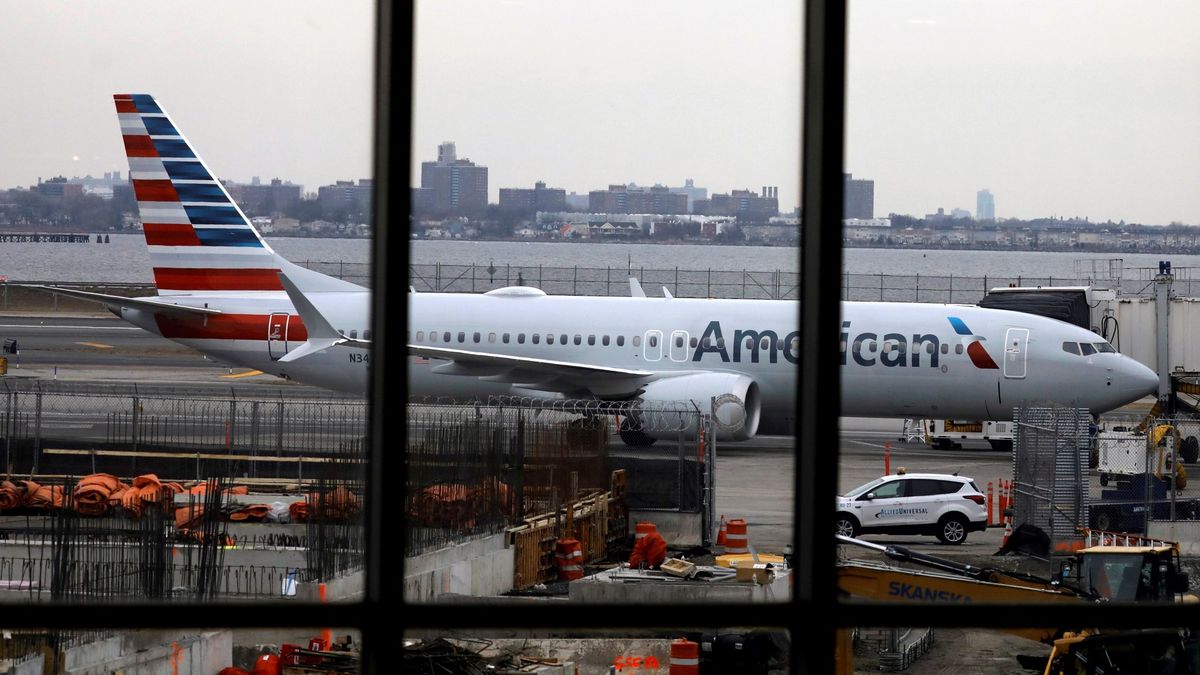 Boeing suspende las entregas de su modelo 737 MAX tras los accidentes