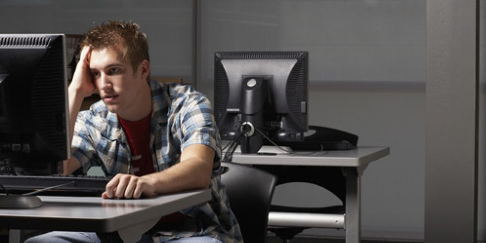 Foto: Más de 10.000 universitarios se quedan sin beca por un confuso programa informático