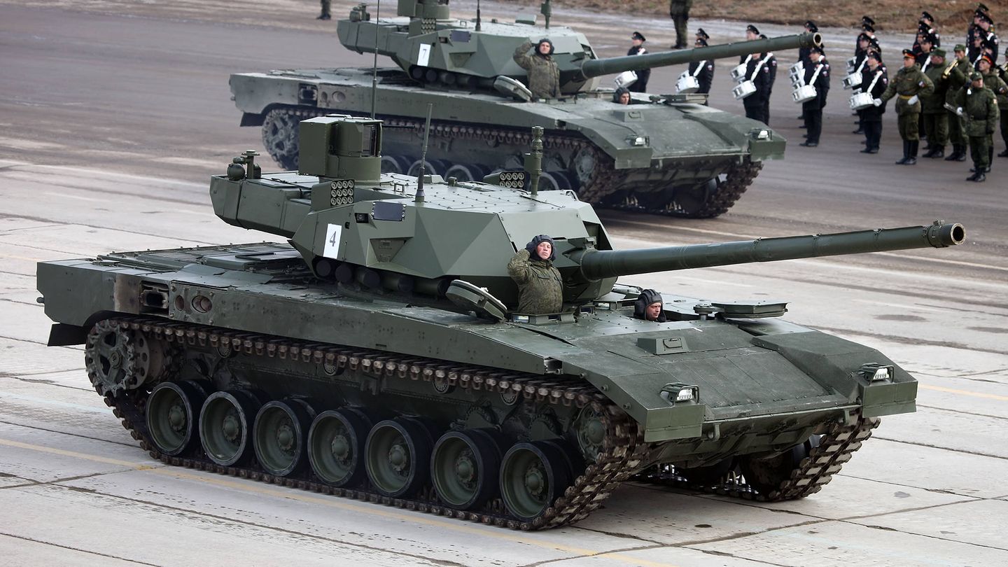 El blindado T-14 Armata durante el desfile de la Victoria de 2015, primera ocasión en que fue visto. (Foto Vitaly V. Kuzmin)