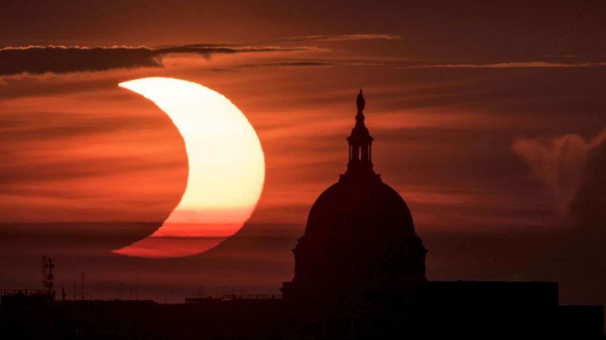 Así se ha visto el eclipse solar de este jueves desde distintas partes del mundo