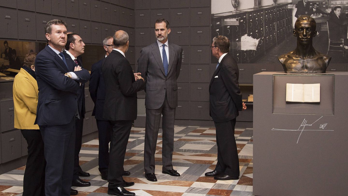 El rey Felipe inauguró en 2018 una exposición sobre el trabajo de la Oficina Procautivos. (Getty)