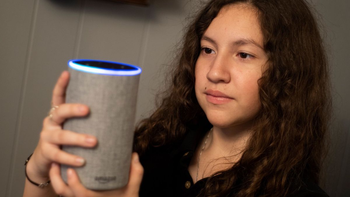 Una madre escribe a Jeff Bezos porque su hija se llama Alexa y le hacen bullying
