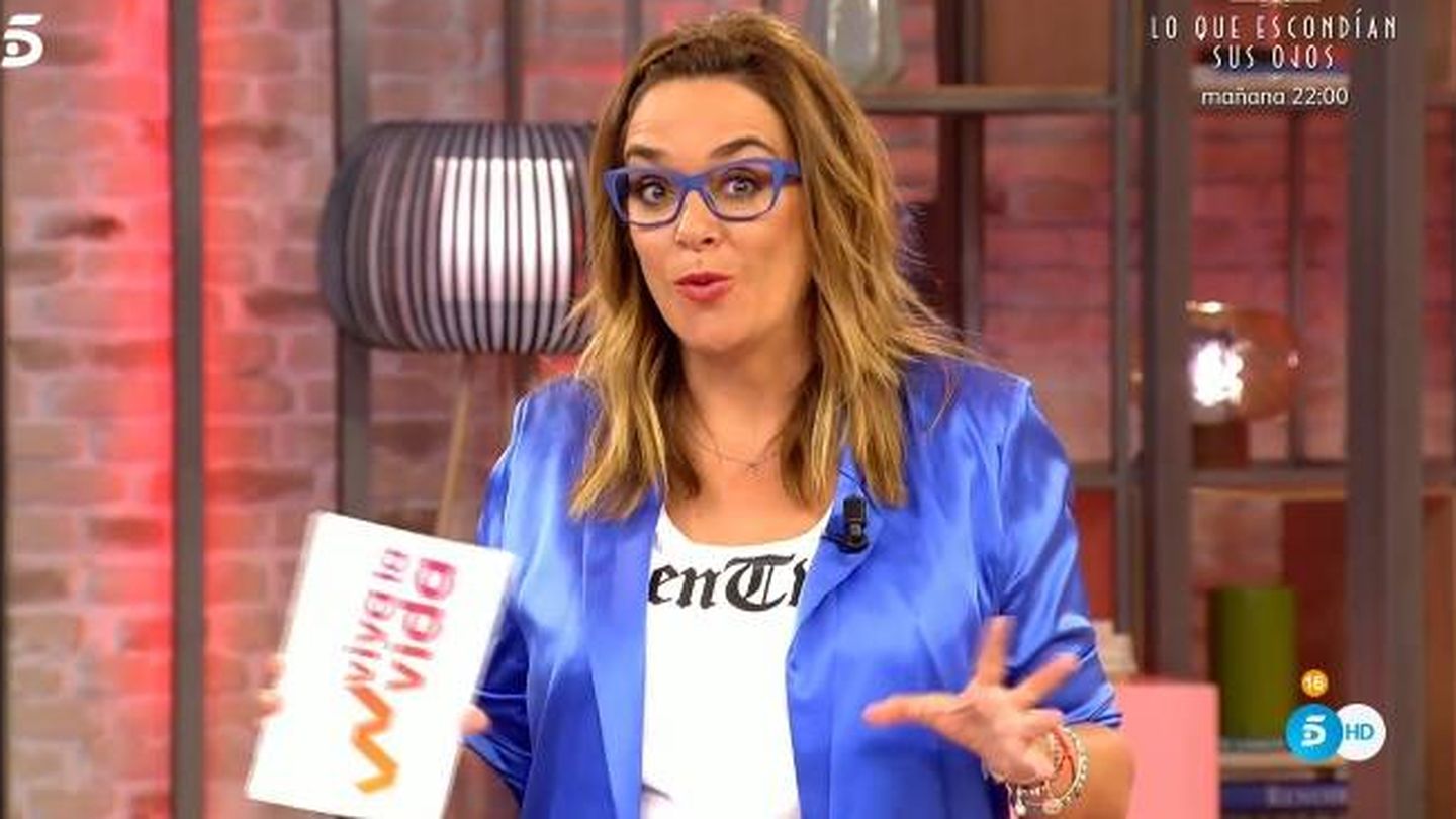 Toñi Moreno presentando en 'Viva la vida'. (Telecinco).