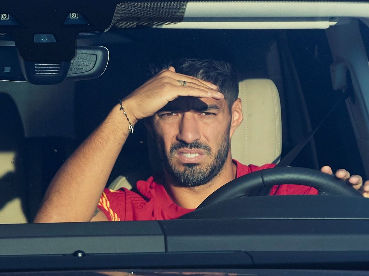 Foto: Luis Suárez sale de un entrenamiento del Barcelona. (Efe)