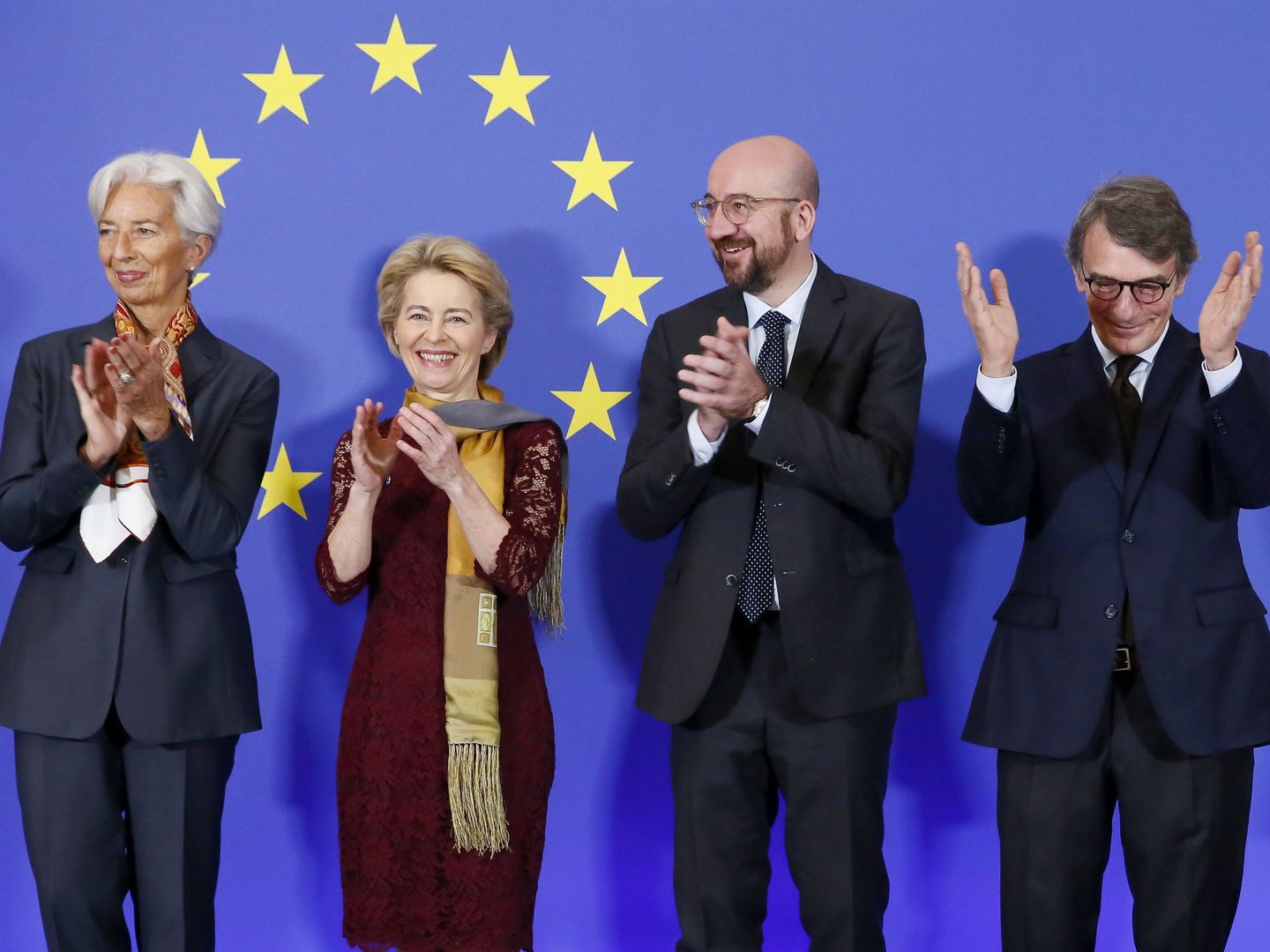 La presidenta del Banco Central Europeo, Christine Lagarde, la presidenta de la Comisión Europea, Ursula von der Leyen, el presidente del Consejo Europeo, Charles Michel y el presidente del Parlamento Europeo, David Sassoli. (EFE)