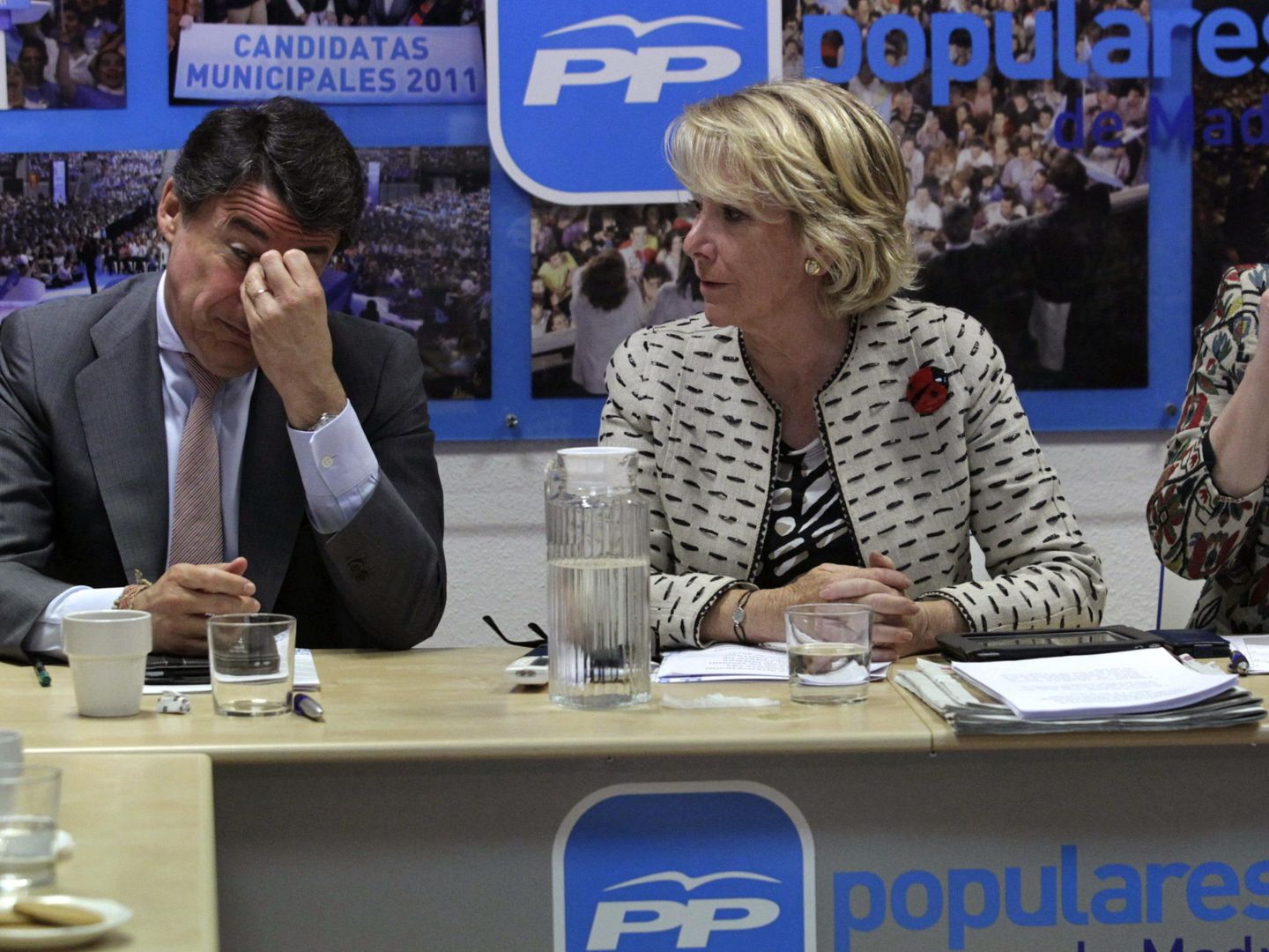 Esperanza Aguirre e Ignacio González durante el comité (Efe)