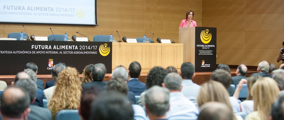 Silvia Clemente, en la presentación de Futura-Alimenta de Castilla y León. (Efe)