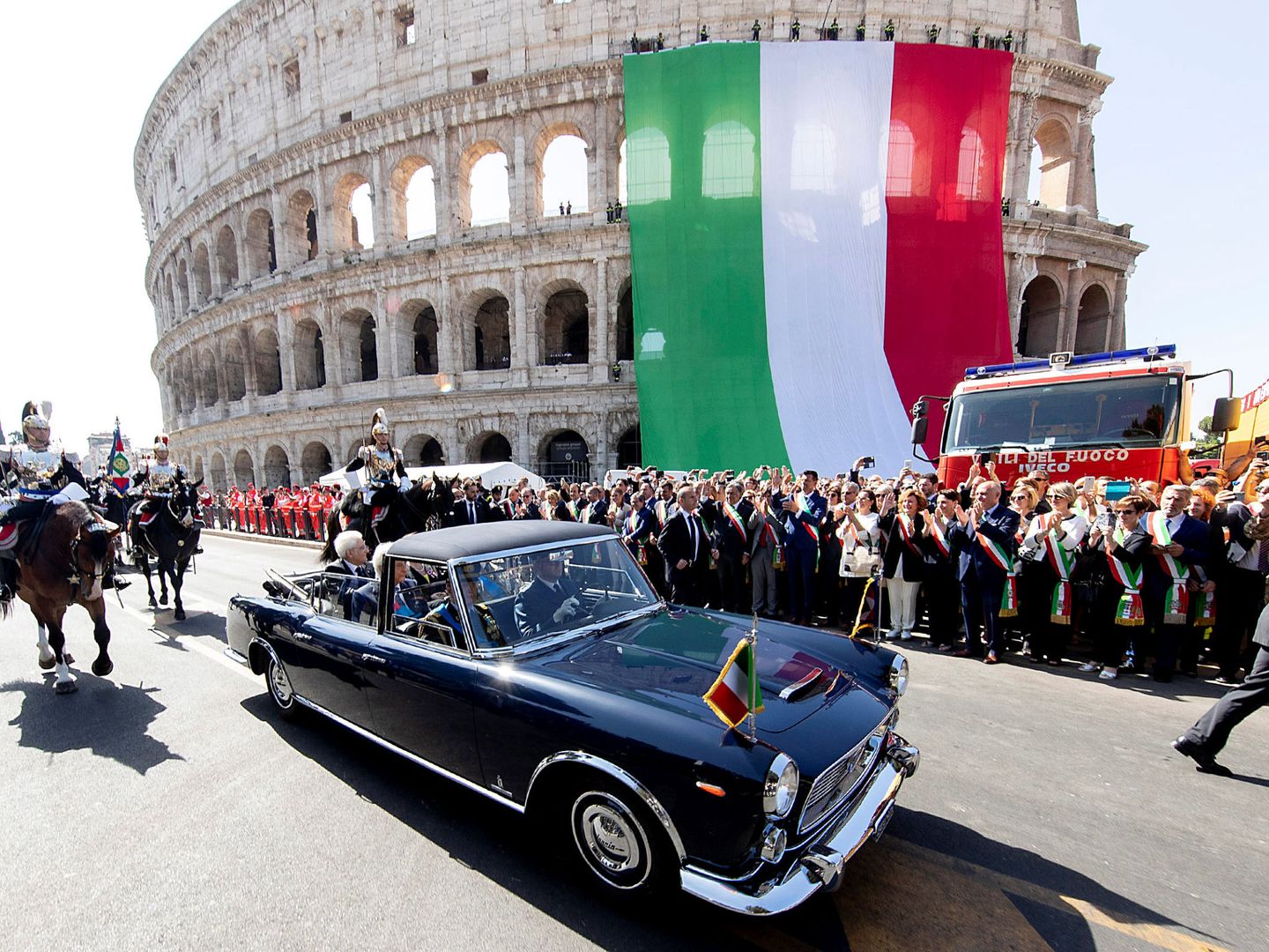 El presidente italiano Sergio Mattarella llega al desfile militar del Día de la República en Roma, el pasado 2 de junio de 2018. (Reuters)