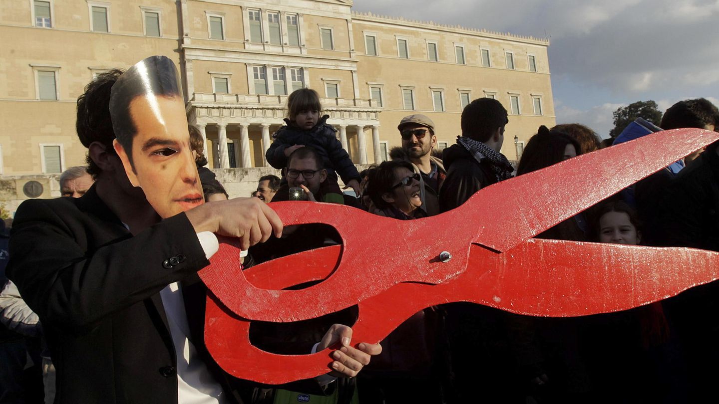 Protestas en Atenas por los recortes europeos (Efe)