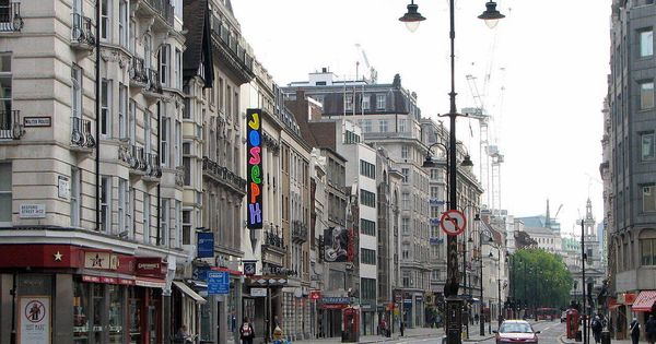Foto: Imagen de archivo de la calle Strand, en Londres, donde se ha producido una fuga de gas. (Foto: Wikipedia)