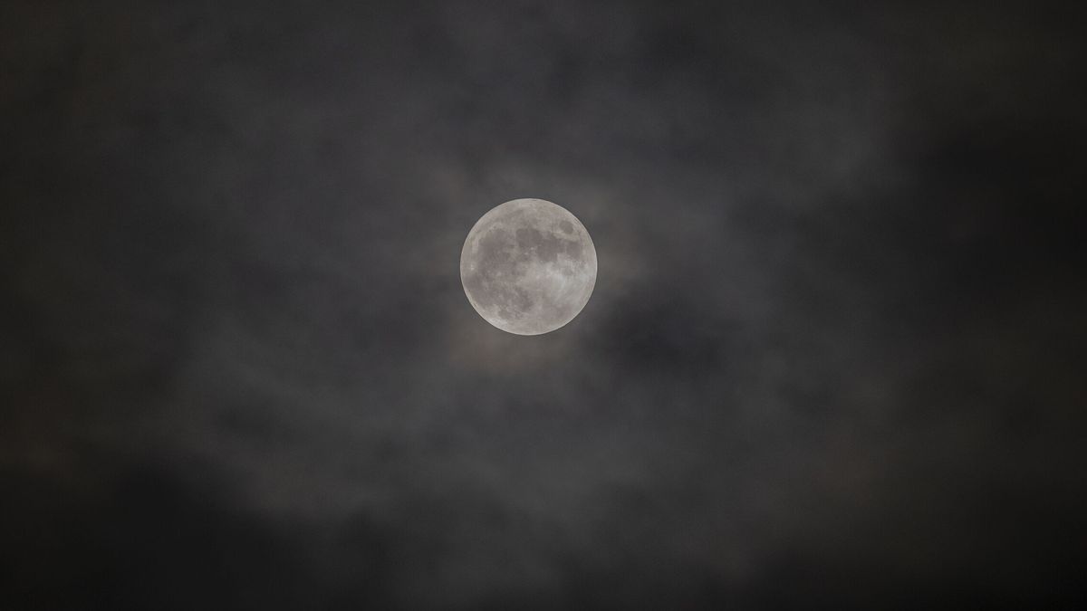 Llega la Luna llena de noviembre: ¿cuándo es y se podrá ver desde España el eclipse lunar total?