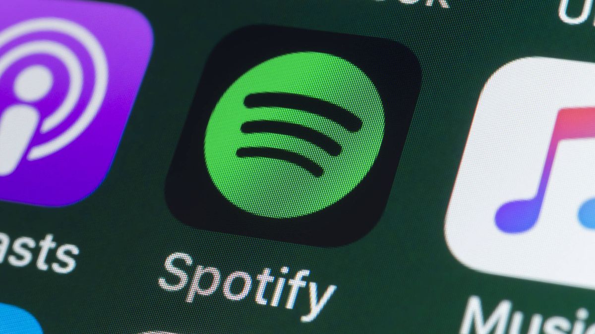 Francia obliga a las plataformas de 'streaming' a financiar el sector musical y Spotify monta la pataleta