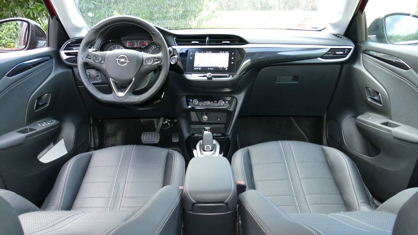 Las plazas delanteras del Opel Corsa son muy confortables. 