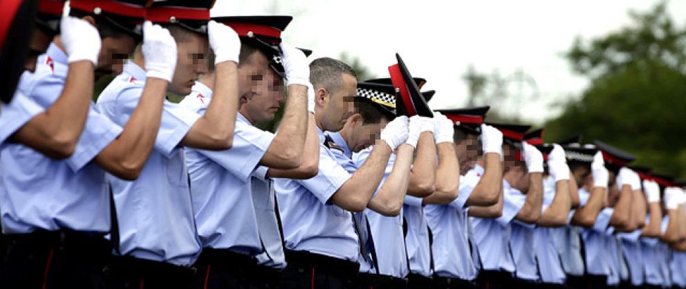 Foto: Los Mossos, el bienpagado 'ejército' de Mas: ganan un 40% más que un policía nacional