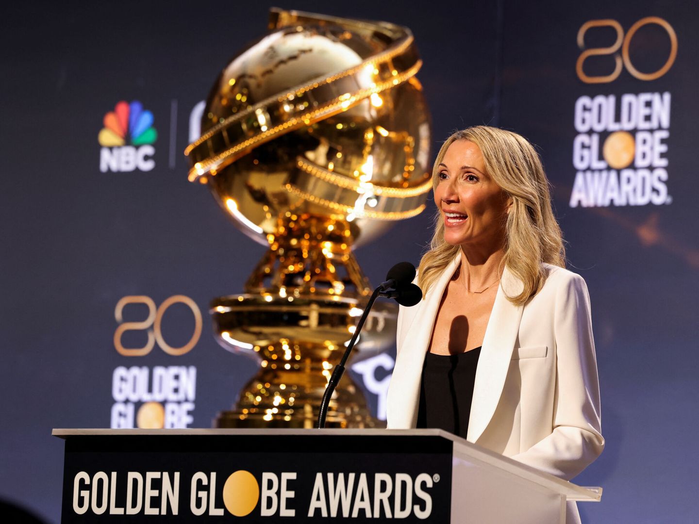 La presidenta de la Asociación de la Prensa Extranjera en Hollywood, Helen Hoehne, en las nominaciones de la 80 edición. (Reuters)