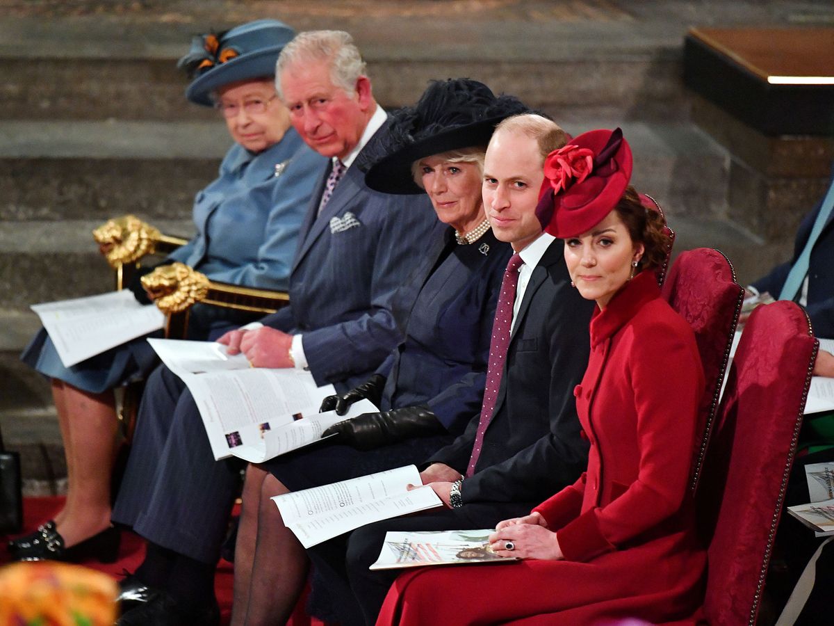 Foto: Isabel II, junto a su familia en una imagen de archivo. (Reuters)