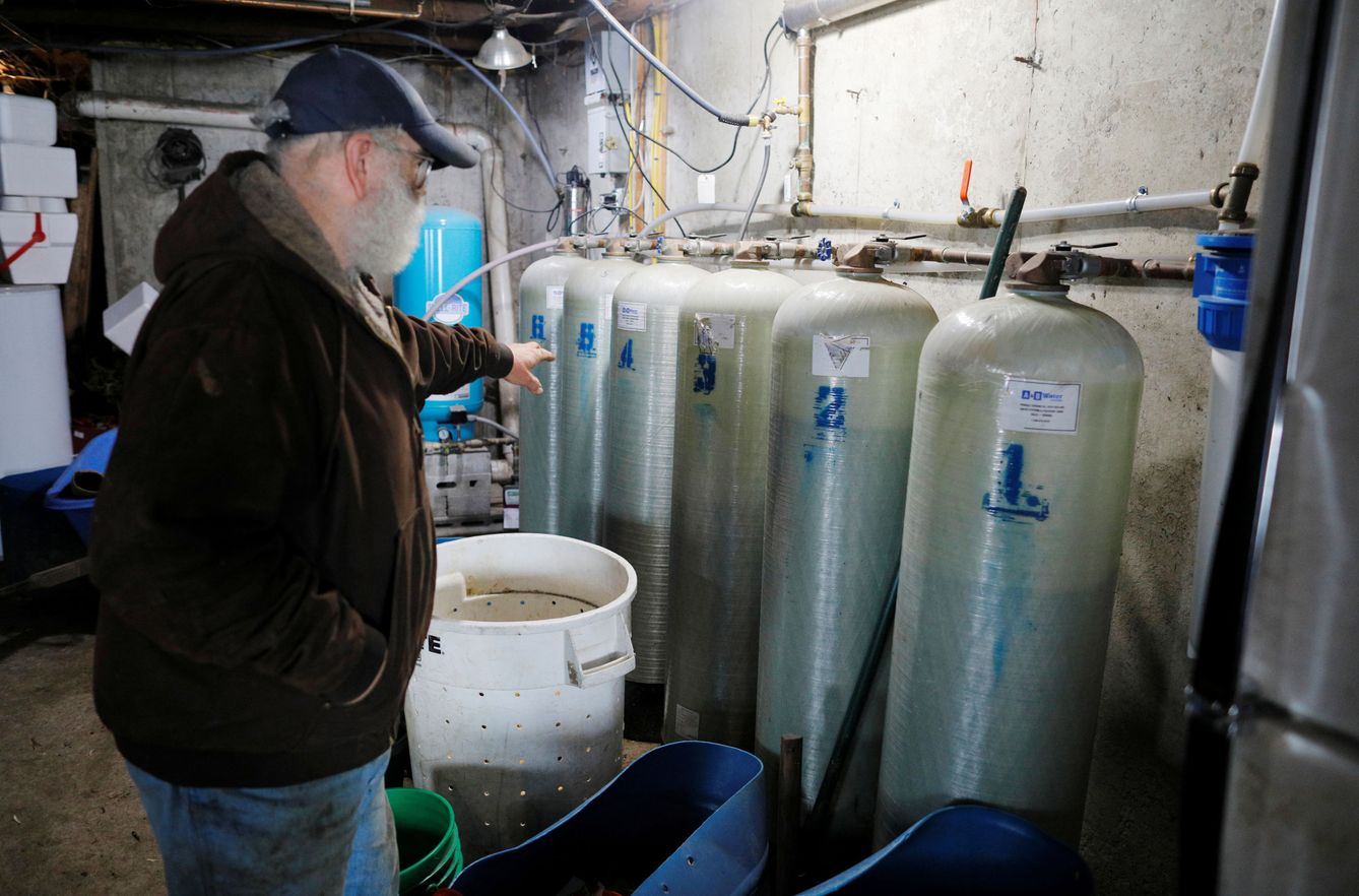 Sistema de filtración de PFAS en una granja de Estados Unidos. Foto: Reuters
