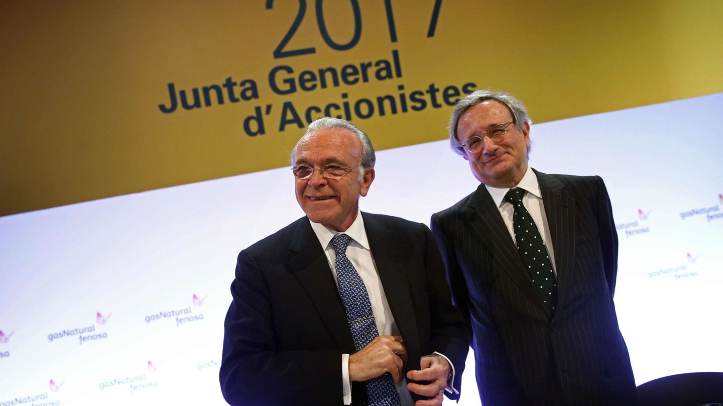 El presidente de Gas Natural Fenosa, Isidre Fainé (i), y el consejero delegado, Rafael Villaseca (d), durante la rueda de prensa previa a la junta de accionistas de la compañía. (EFE)