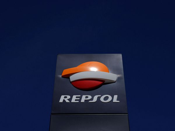 Repsol vende el 44% de un parque solar en EEUU por 220 millones al ...