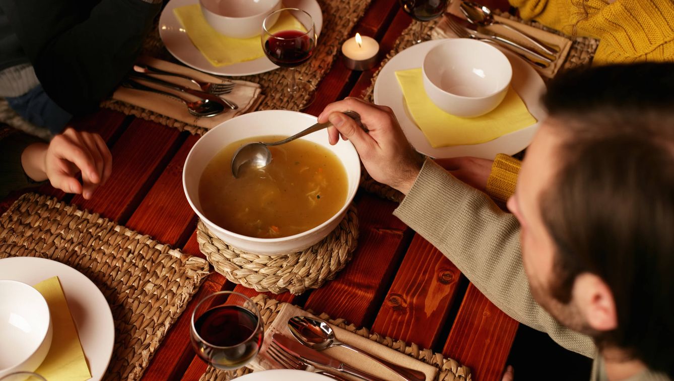 La sopa y el puré son la mejor forma de aprovechar todos los nutrientes de las verduras. (Corbis)