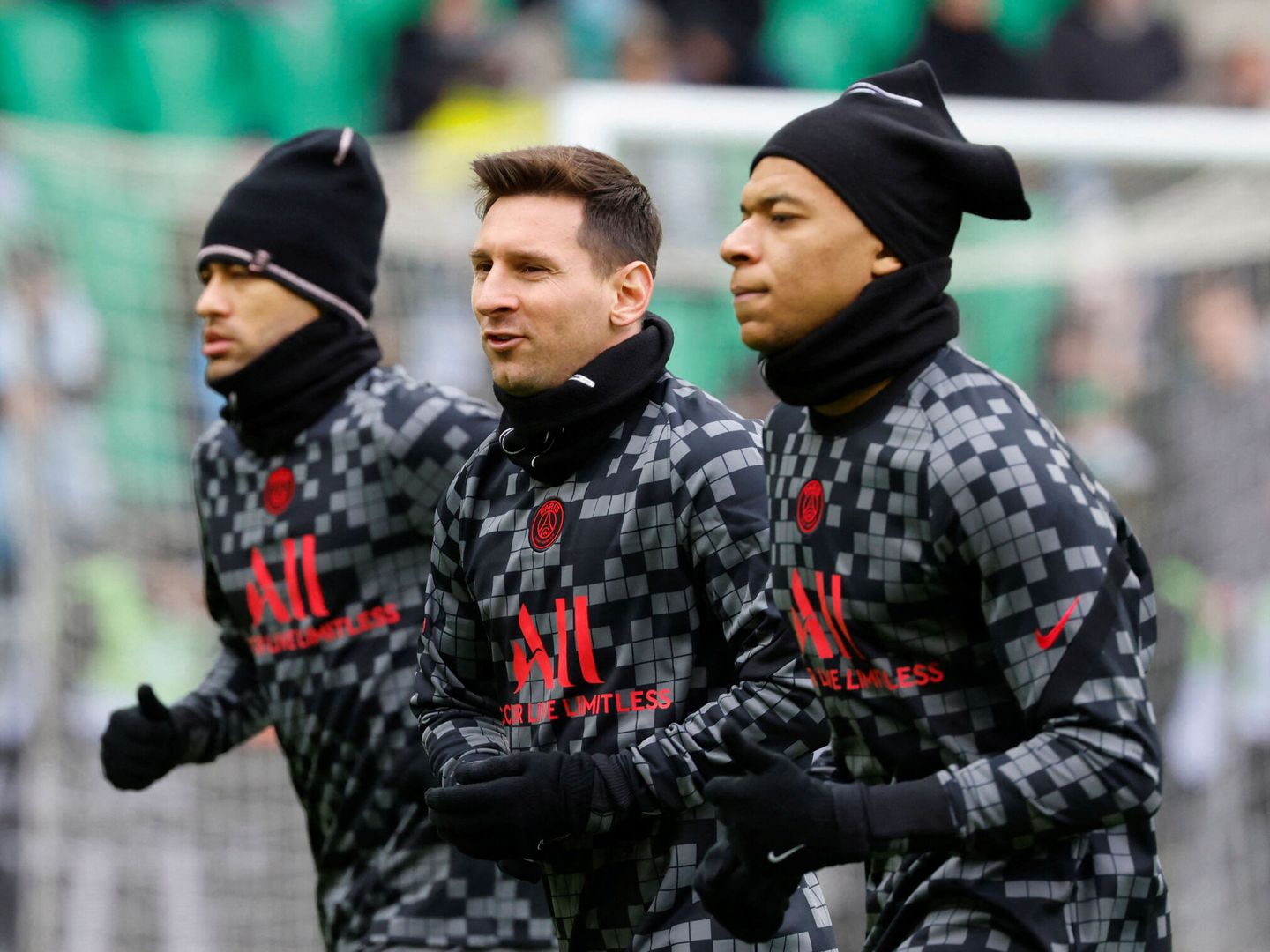 Neymar, Messi y Mbappé en un encuentro del PSG. (Reuters)