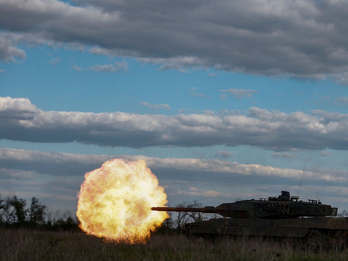 Foto: Tanque Leopard 2A6 ucraniano en Donetsk. (Reuters/Valentyn Ogirenko)