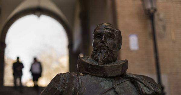 Foto: Estatua de Cervantes en Toledo. (iStock)