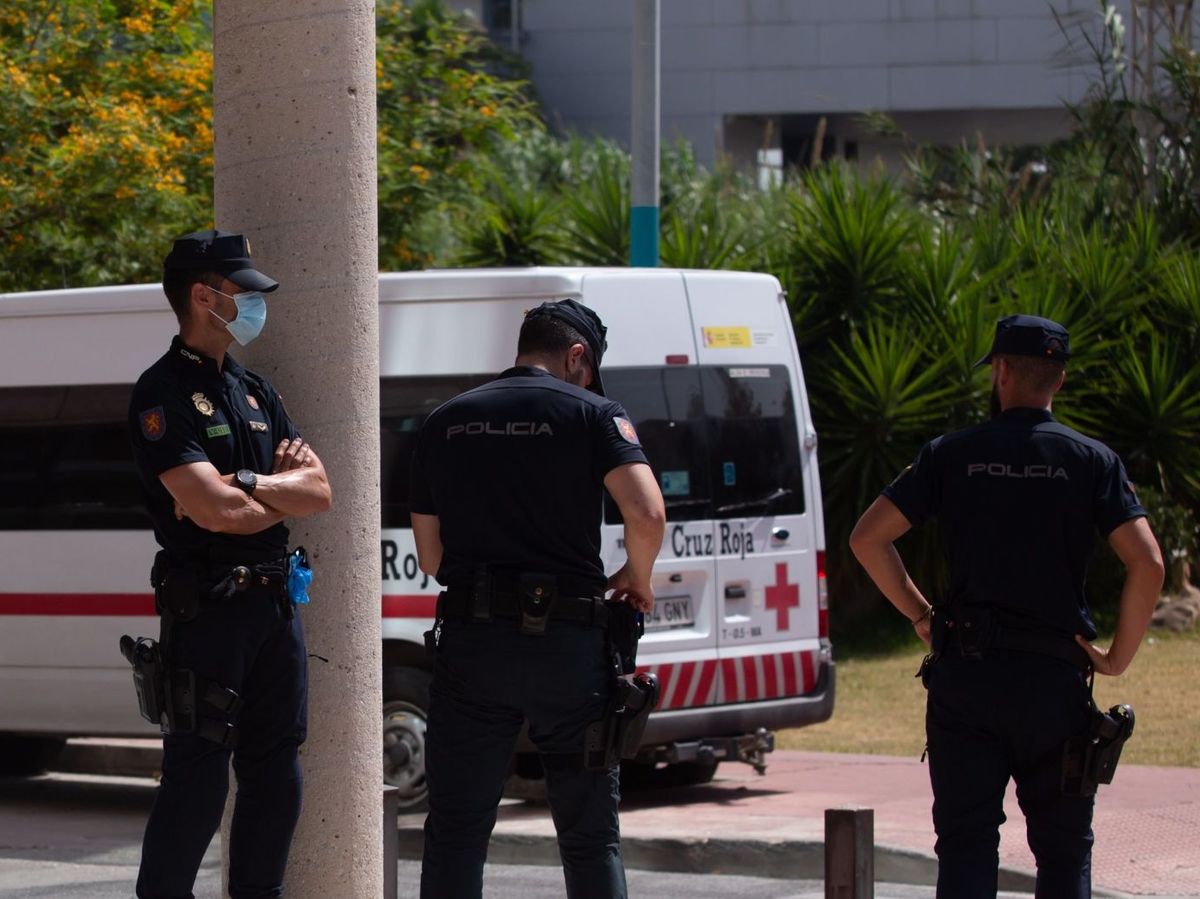 Foto: Agentes de la Policía Nacional en Málaga. Foto: Efe