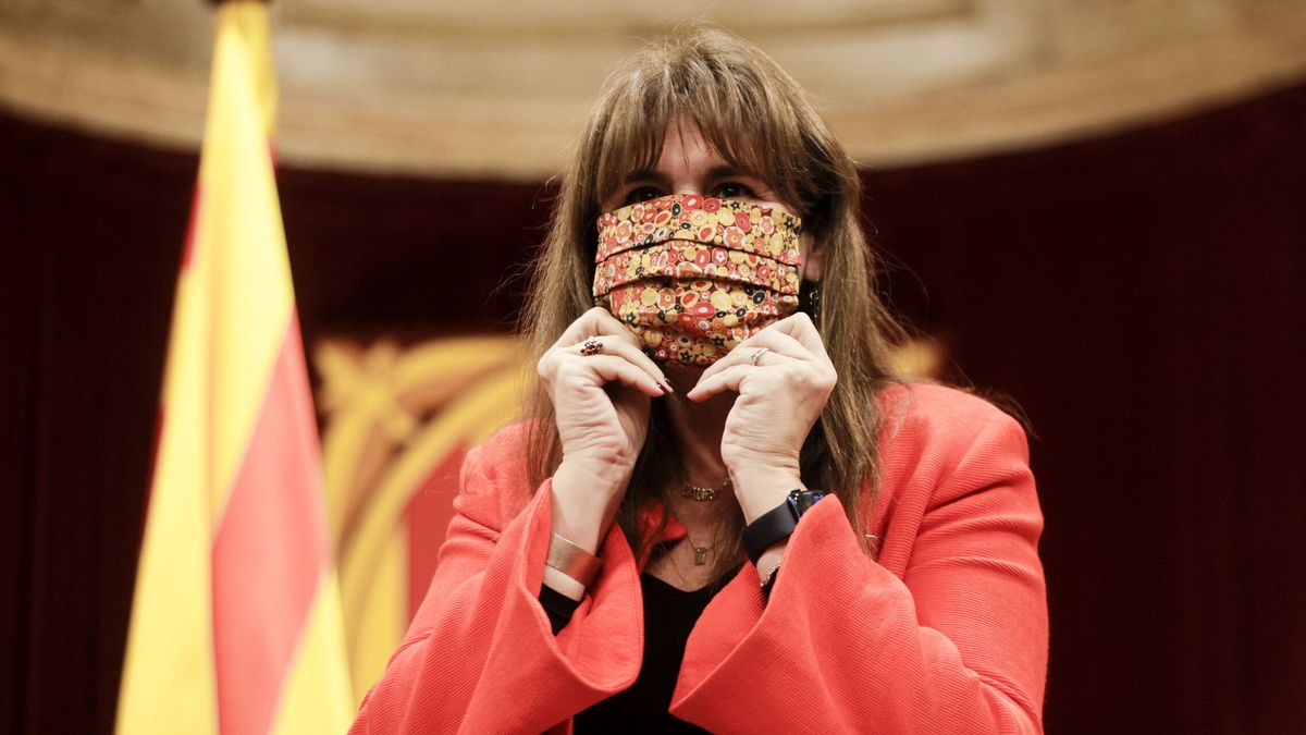 Laura Borràs sume en el caos al Parlament al empujar al letrado mayor a dejar su cargo