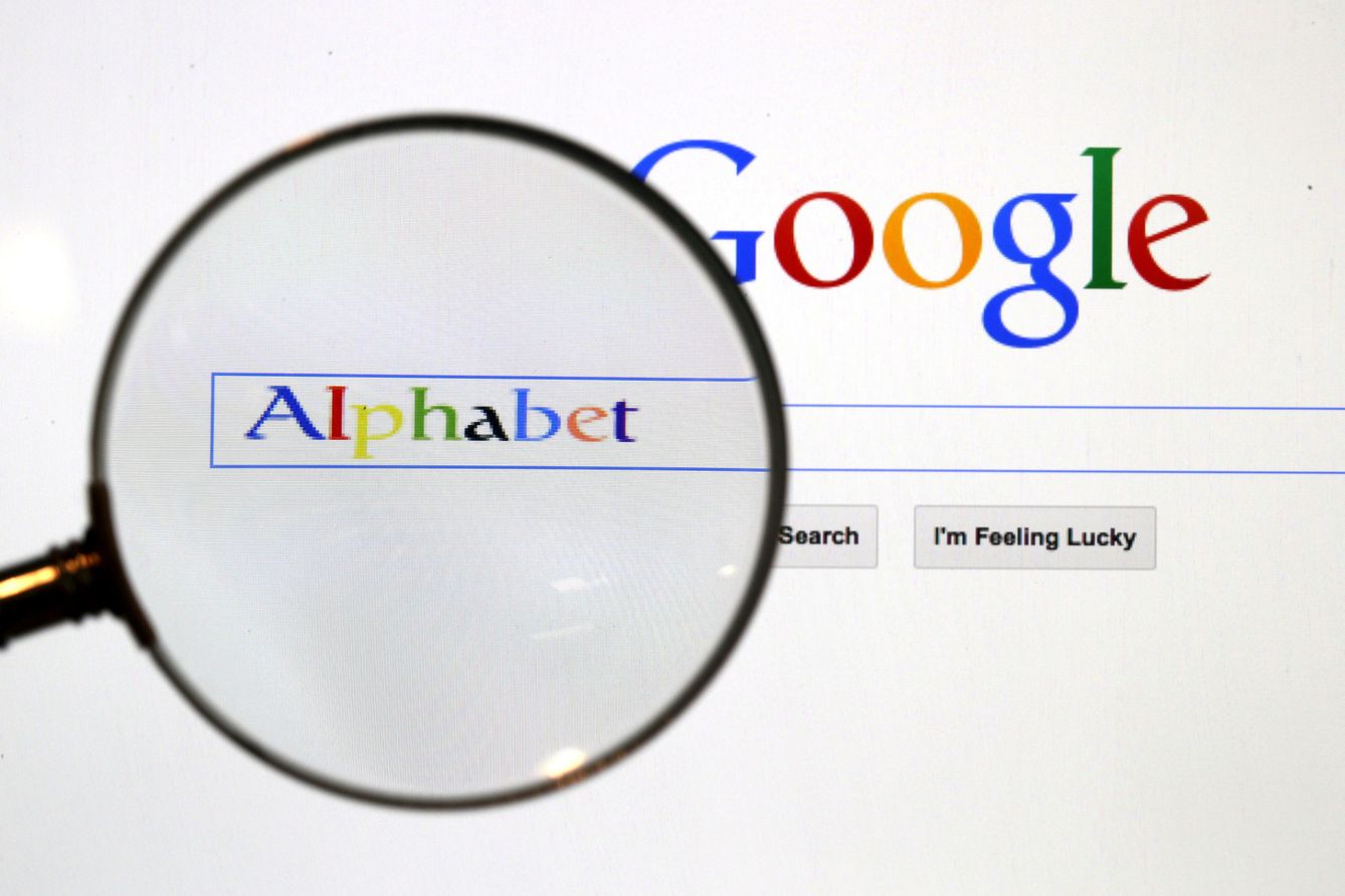 Además del monopolio en las búsquedas, Alphabet-Google tiene también el de las 'cookies' (Reuters)