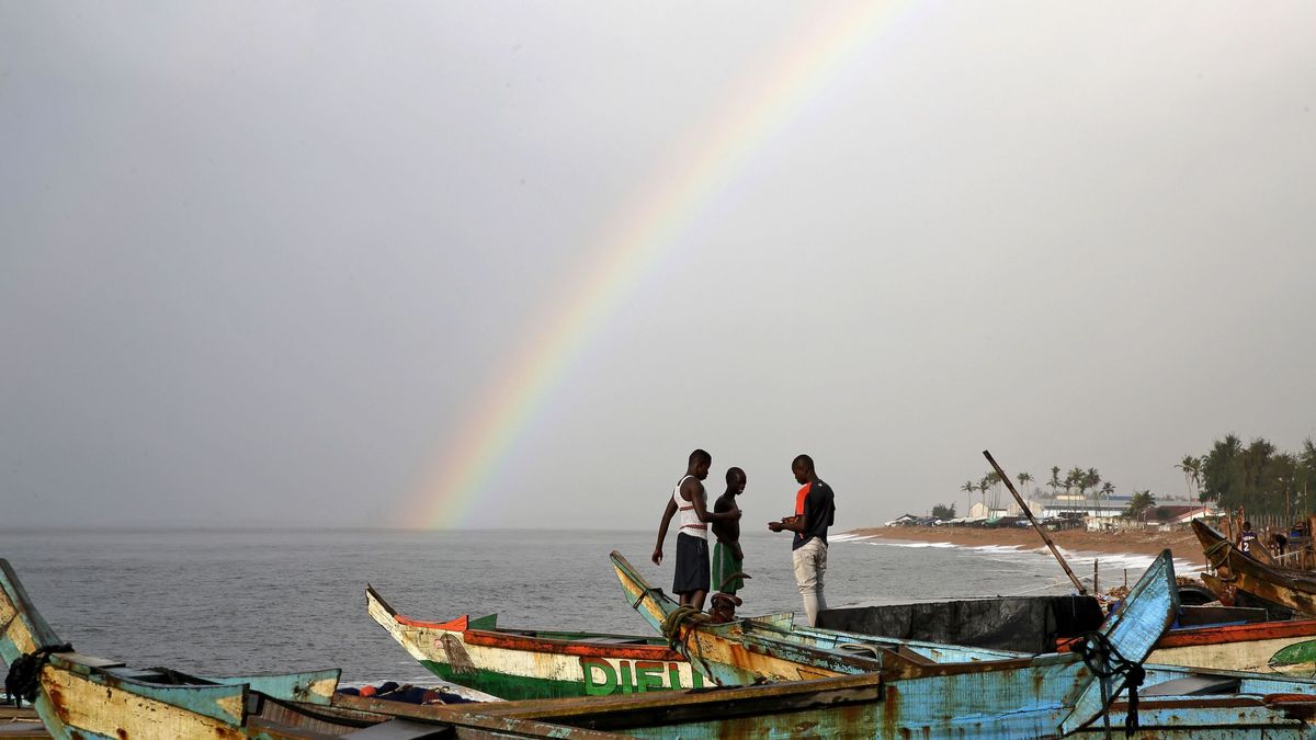 La tripulación del atunero hundido en Costa de Marfil viaja a Abiyán para ayudar en la investigación