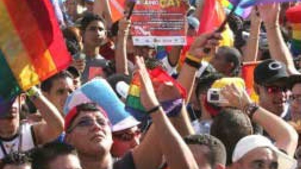 Denuncian la existencia en España de terapias para dejar de ser gay
