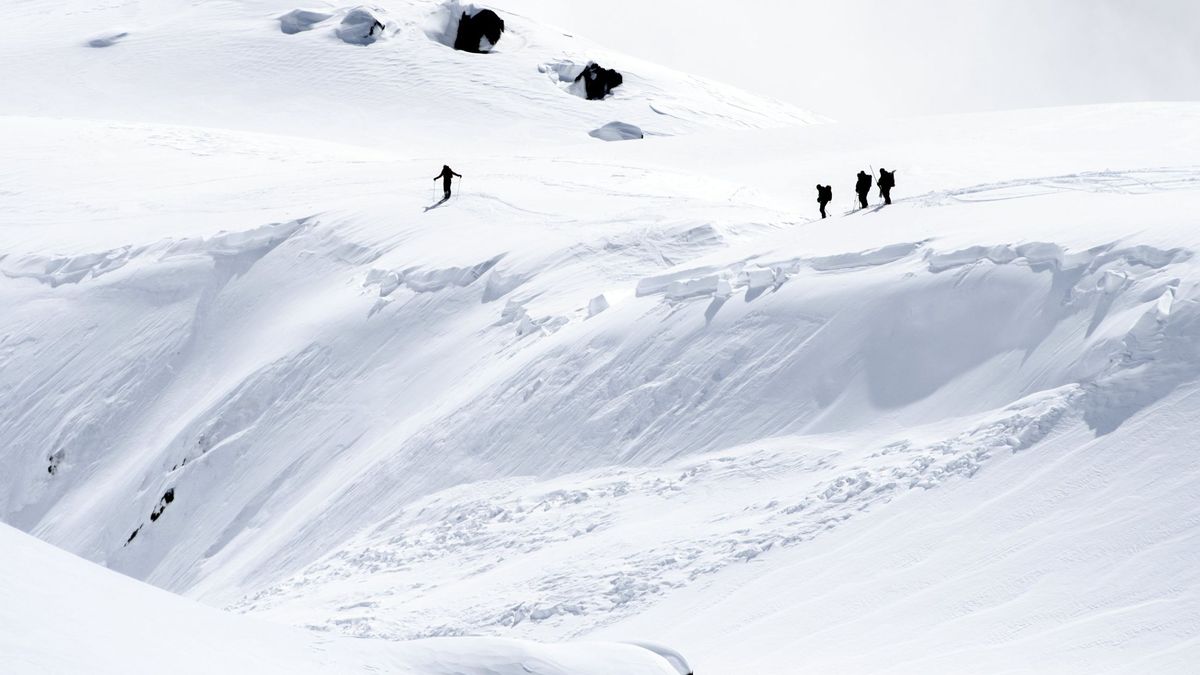 Tres esquiadores españoles muertos y dos heridos por un alud en los Alpes suizos