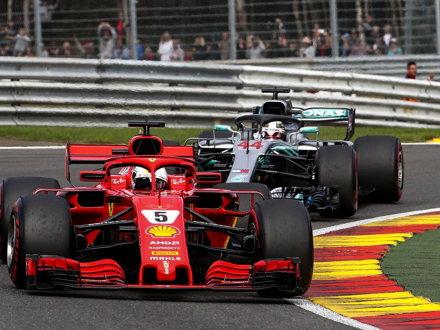 Ferrari y Mercedes han 'feudalizado' la F1. (EFE)