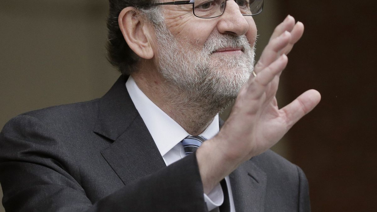 Rajoy felicita al presidente Trump e Iglesias se escandaliza con su victoria