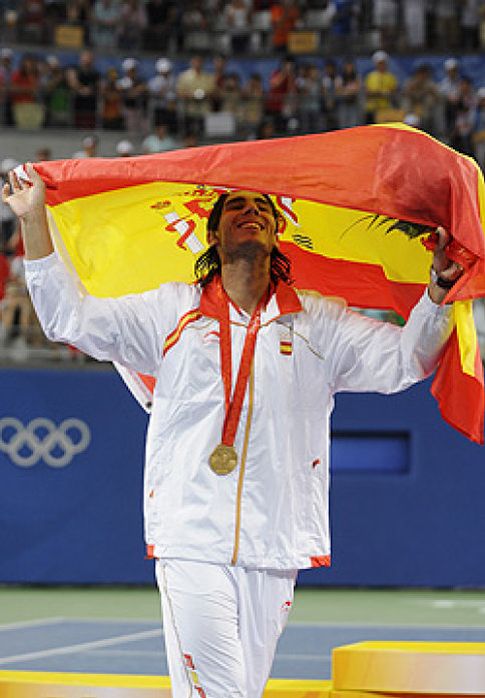 Foto: ¿Nadal, Iker o Xabi? Los regatistas pueden impedir a Rafa hacer realidad su sueño olímpico