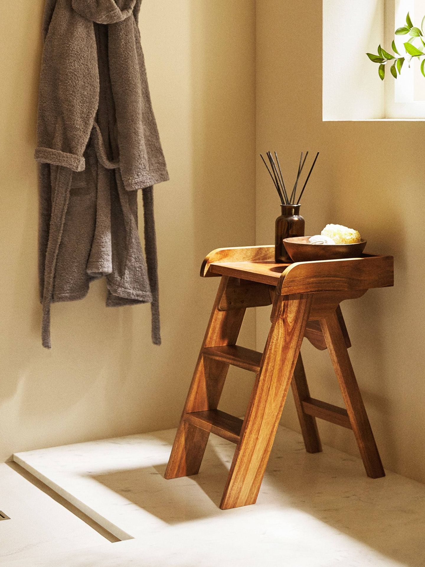 Zara Home tiene los muebles auxiliares más elegantes para tu cuarto de baño. (Cortesía)