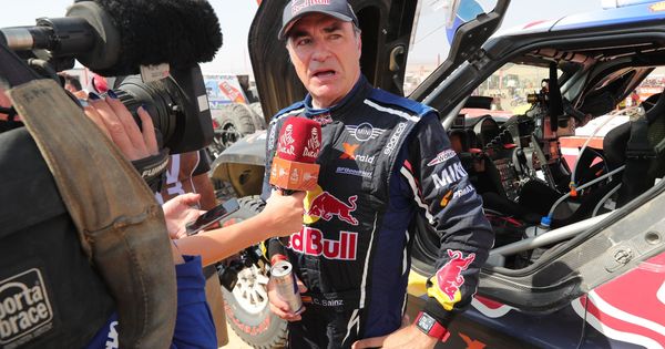 Foto: Carlos Sainz terminó el Dakar en 13ª posición. (EFE)