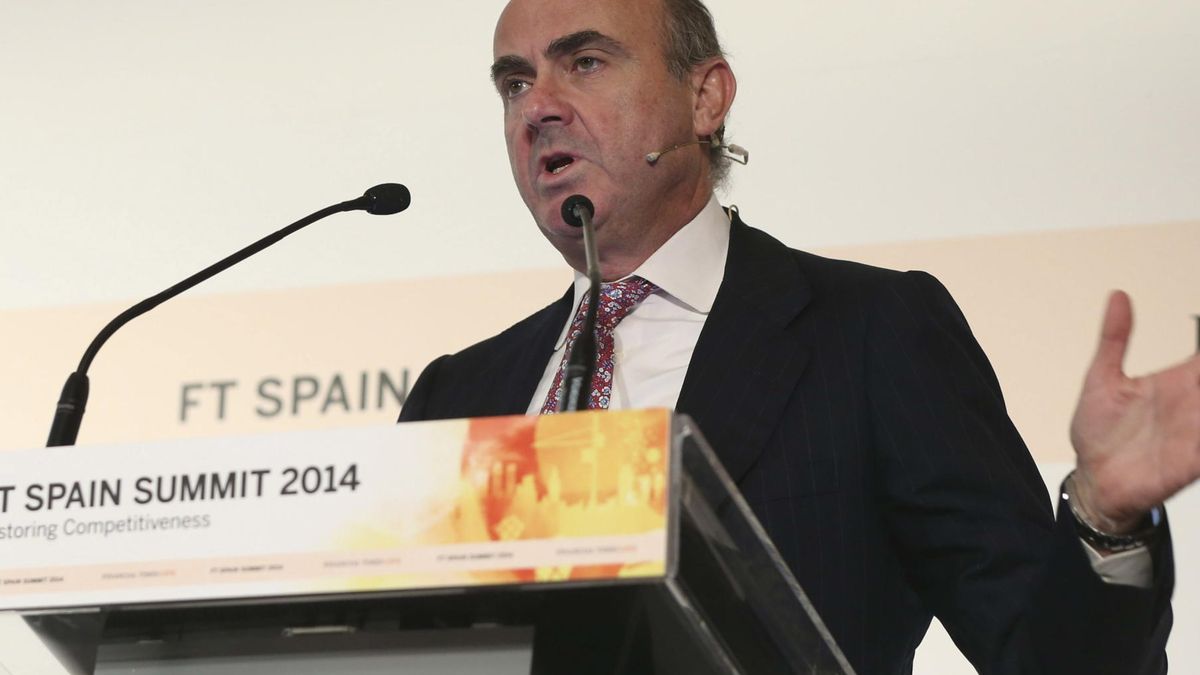 España vende un 5% más caros sus bonos con la prima disparada a 160 puntos básicos